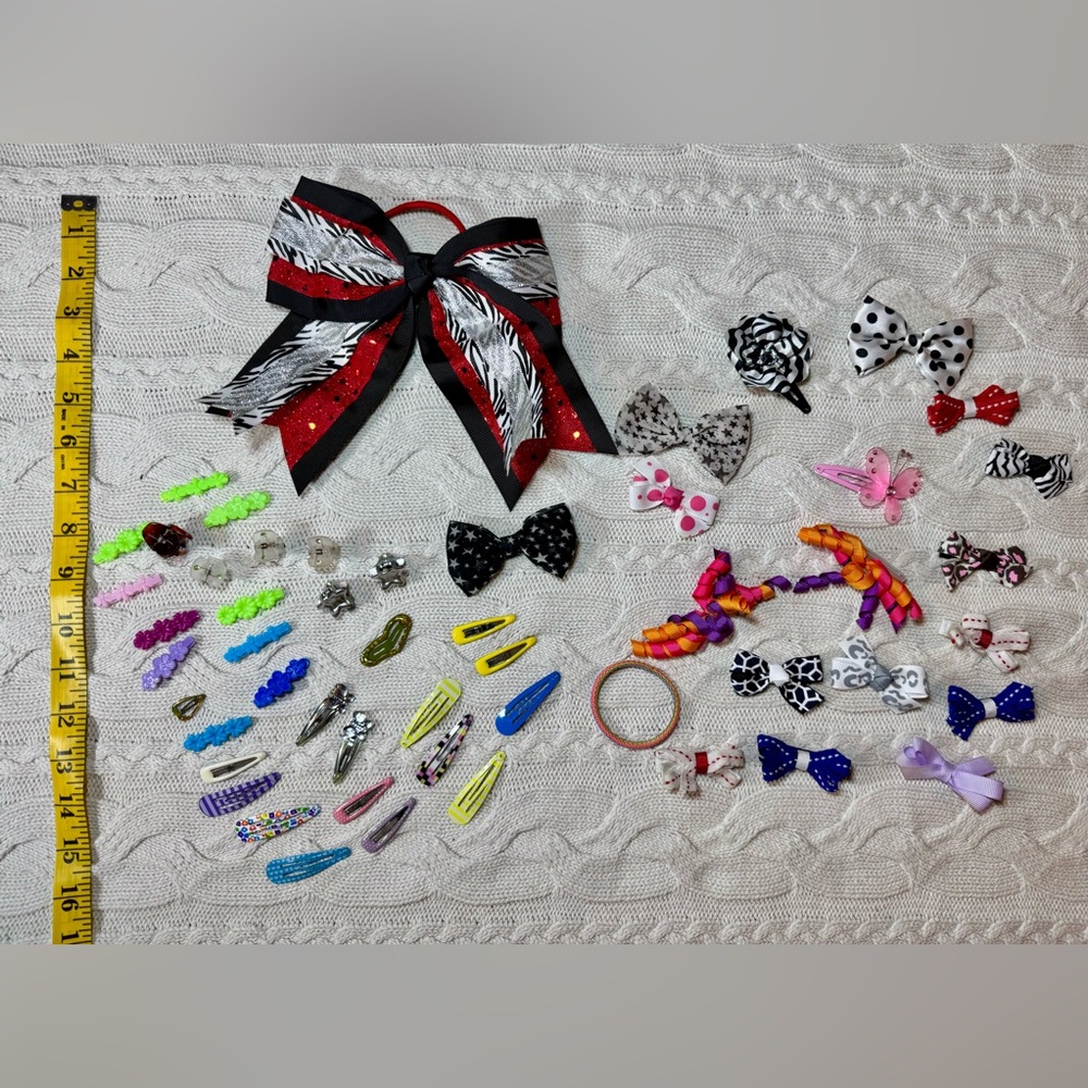 Lot of Kid’s Hair Accessories #1085 - Picture 10 of 10
